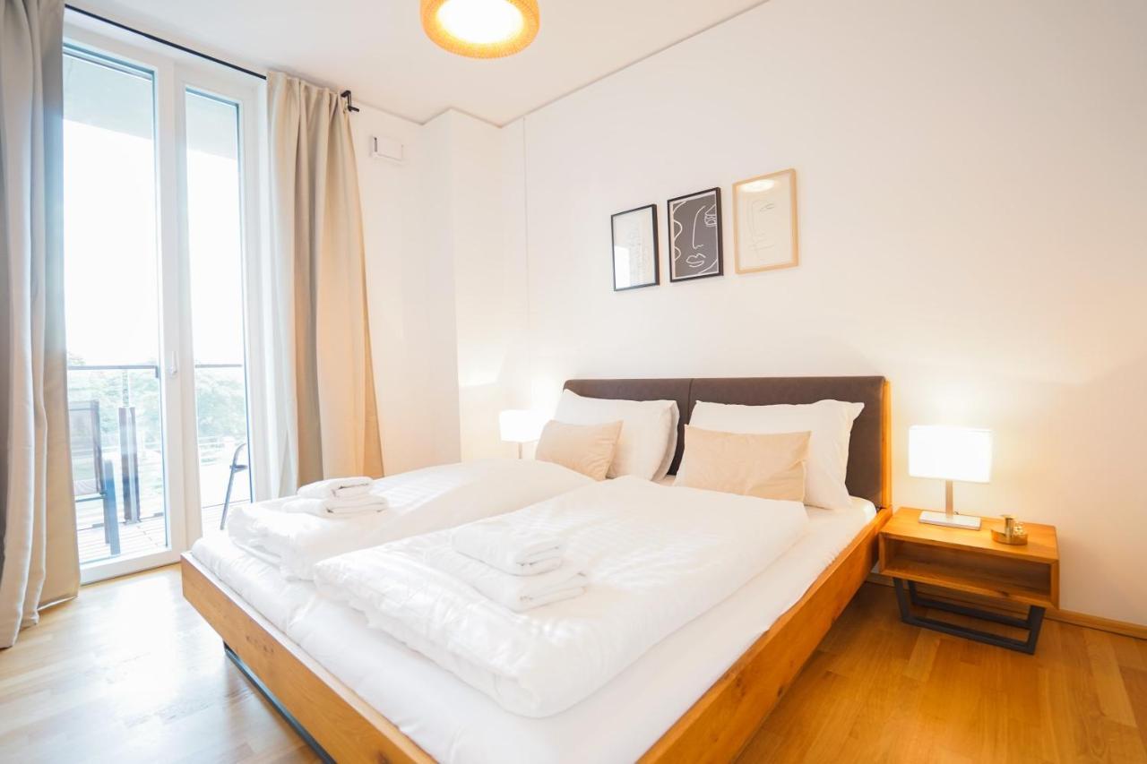 Suite In High-Rise On The Danube Βιέννη Εξωτερικό φωτογραφία