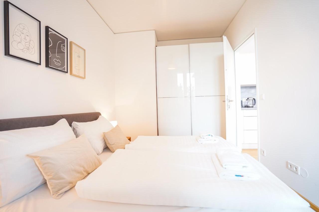 Suite In High-Rise On The Danube Βιέννη Εξωτερικό φωτογραφία